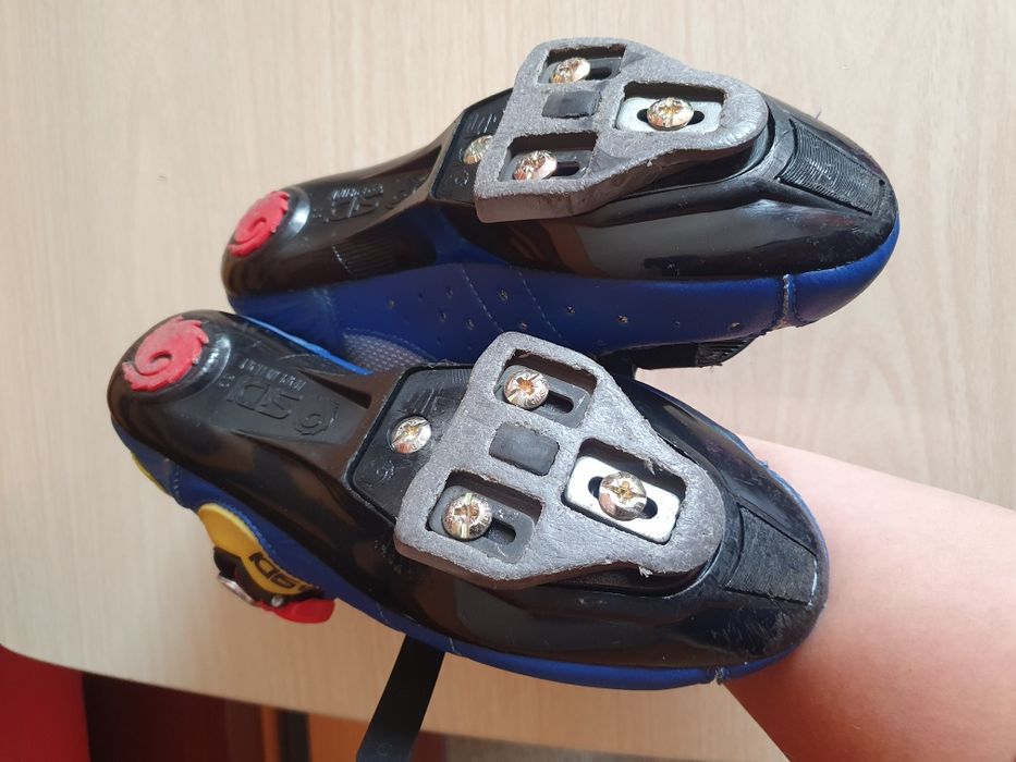 Pantofi sport ciclism