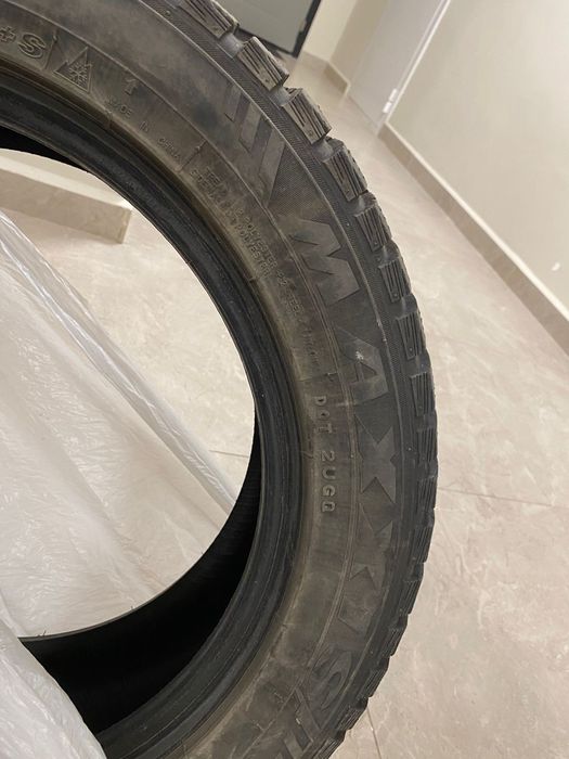 Продам резину комплект 4 штуки 205/55/16