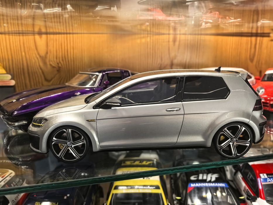Volkswagen GOLF 7 r400