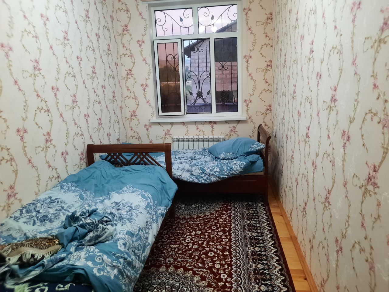 Dacha Bo'stonliq Tovoqsoyda sotiladi