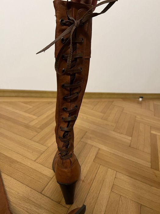 Cizme din piele nr. 39