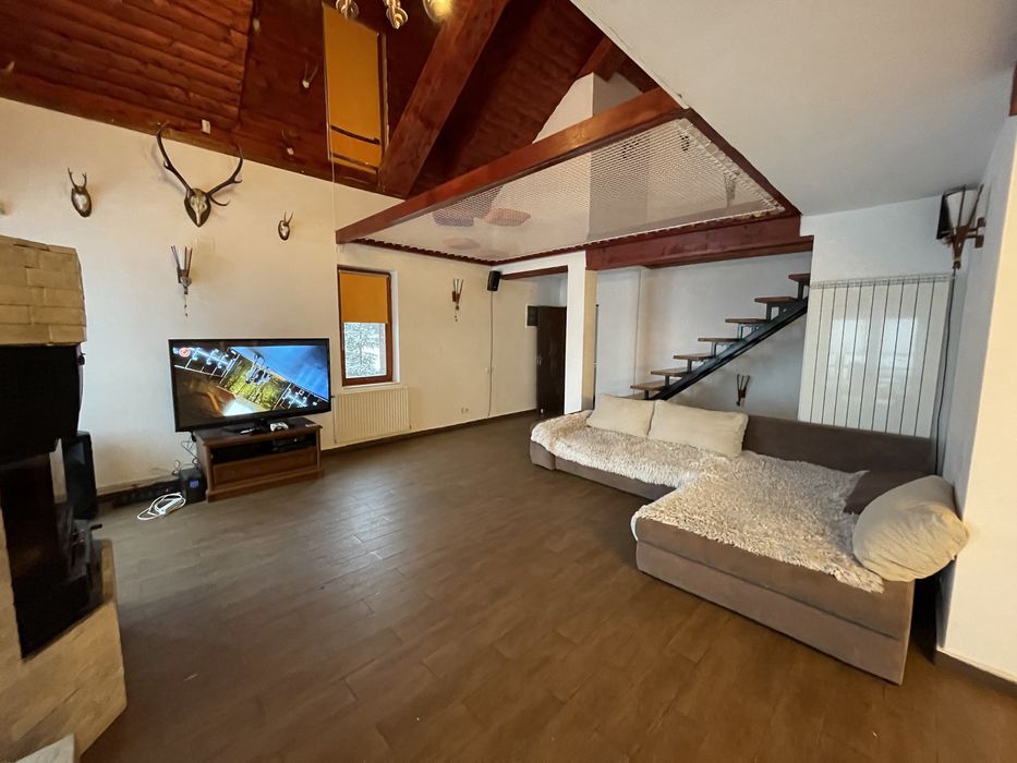 Cabana de inchiriat cu piscina ciubar si sauna Visul Muntilor Belis