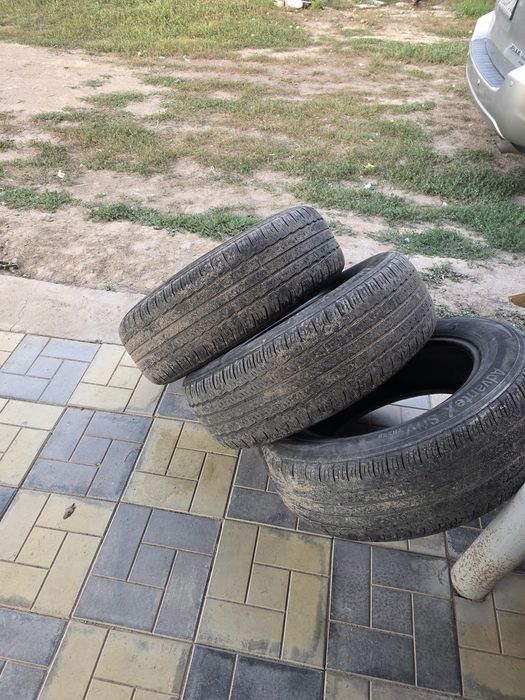 Шины летние б/у  размер 225/60/17