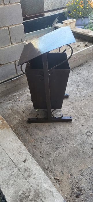 Урна металлическая