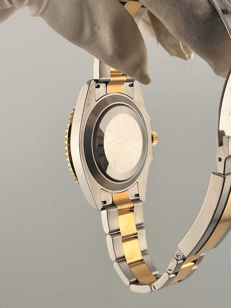 Rolex Submariner 
ref 126613
