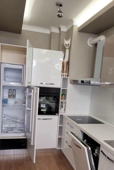 Дава се под наем Двустаен апартамент в Пловдив, Въстанически - 78 кв.м за 400 € - Снимка #2