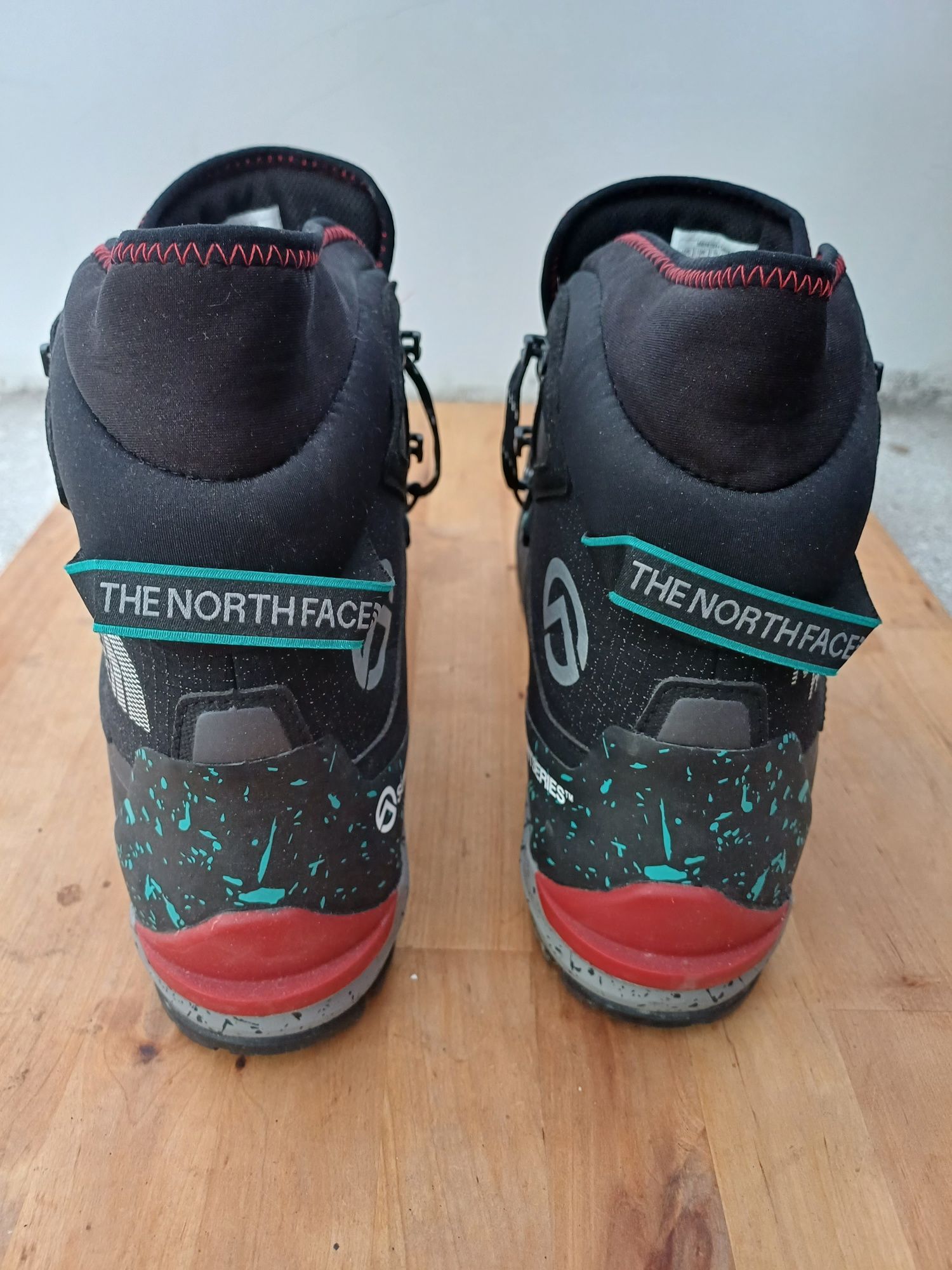 THE NORTH FACE планински обувки