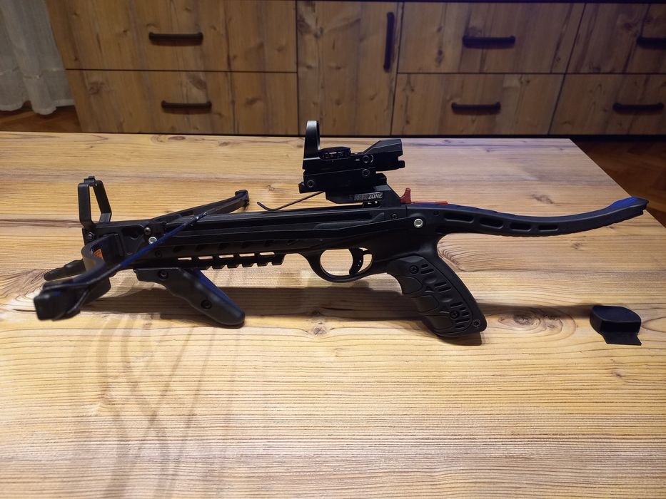 Arbaleta Hori Zone Red Back