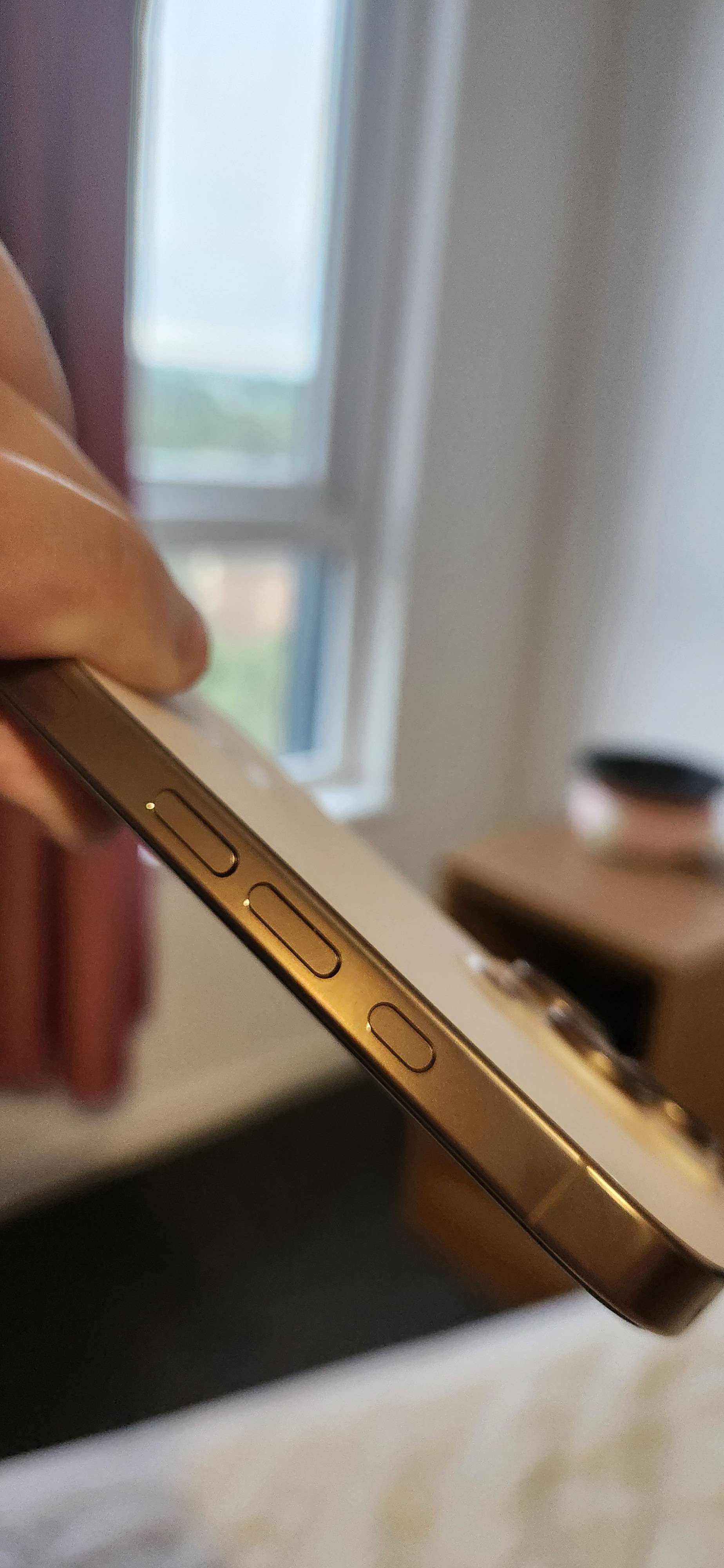 iPhone 16 Pro Max 512GB Desert Titanium