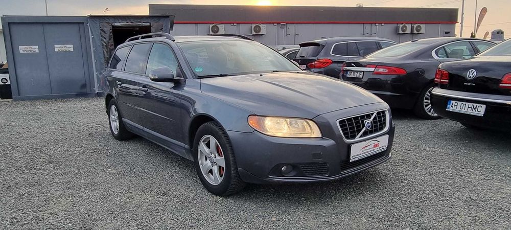 Volvo V70 2.4 Diesel 175 Cp 2011 Rate sau Cash