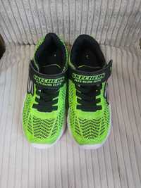 Skechers baieti marimea 29