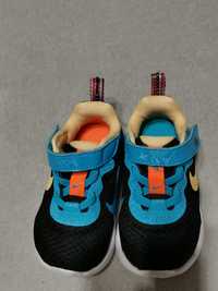 Nike revolution 6 бебешки обувки