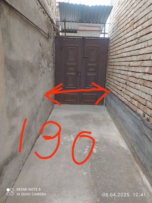 Срочно продается участок сзади рисового рынка 2,1 сотки 3 комнаты