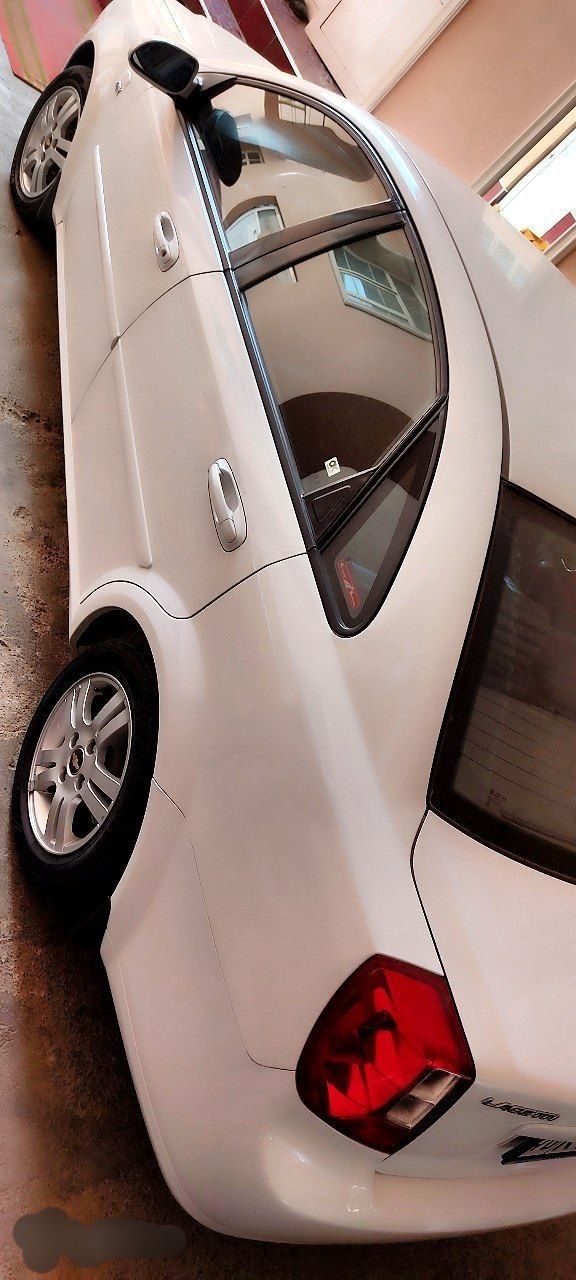 Lacceti 1.8 masla