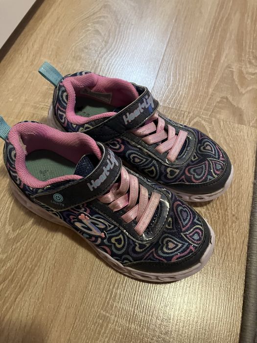 Маратонки Скечърс светещи