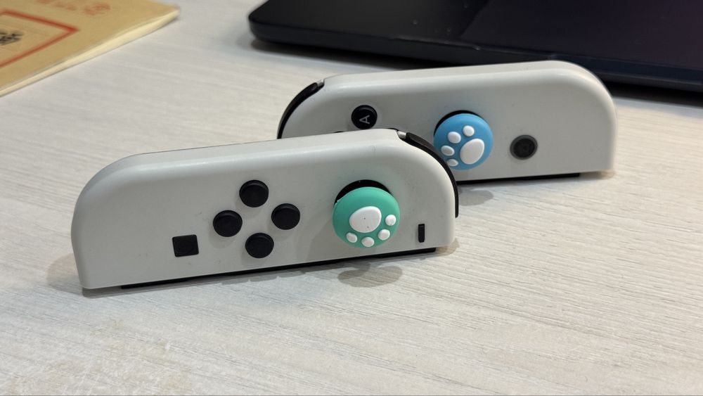 Nintendo Switch OLED + Zelda BOTW