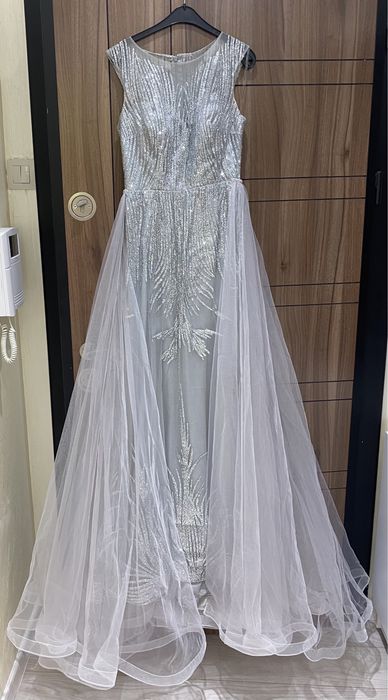 Официална Рокля М