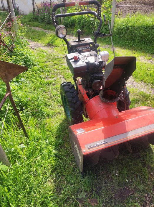 Роторен снегорин Канадиан