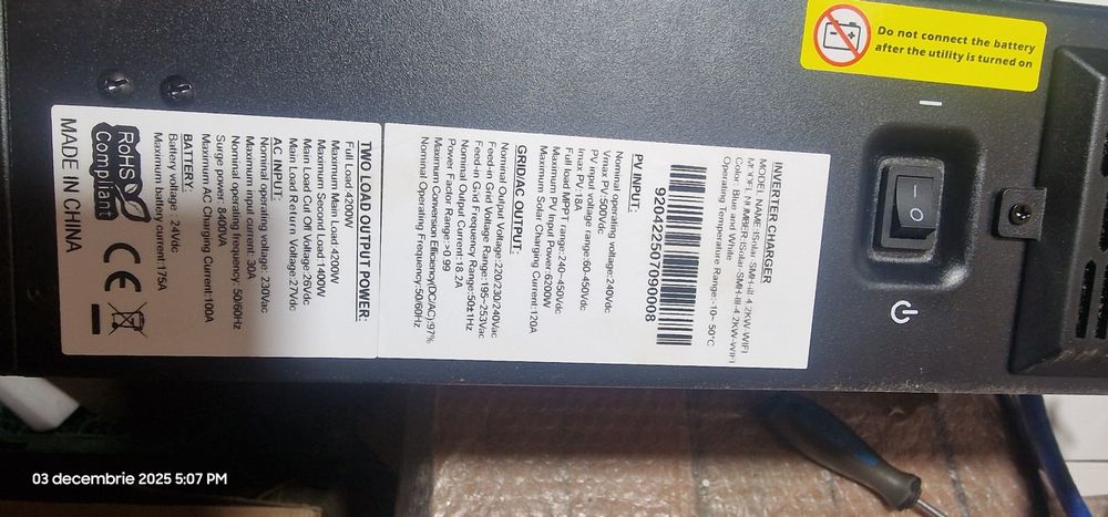 Invertor hibrid 4.2 kw/24v smh 3