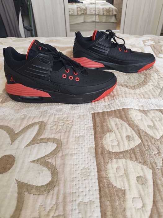 Jordan Max Aura 5 (Nike)