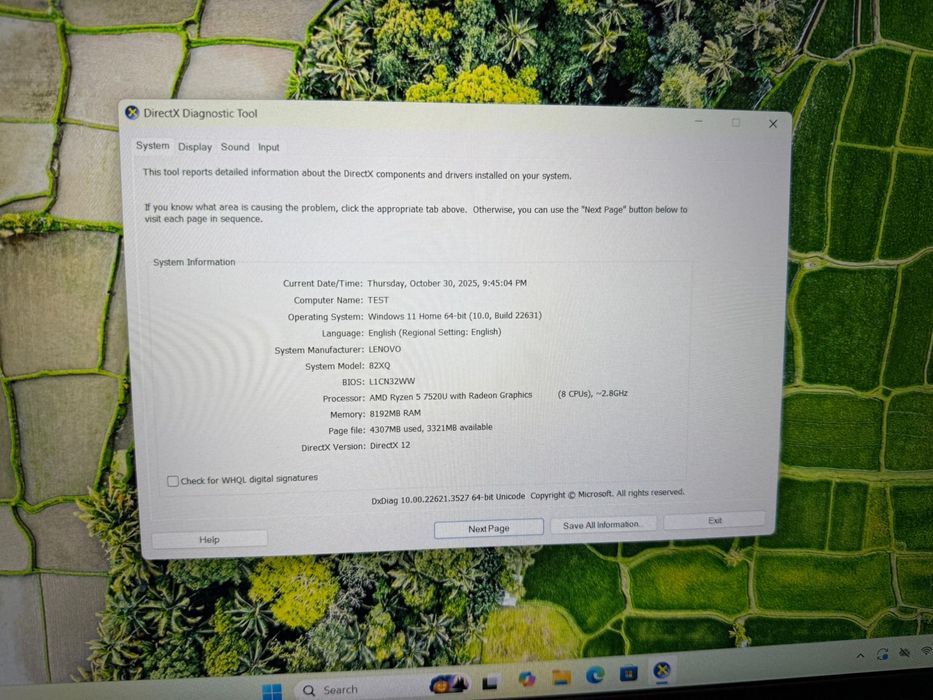 Lenovo 82XQ - Ryzen 5 7520U / 8 DDR4 / SSD 512 - Nou Impecabil