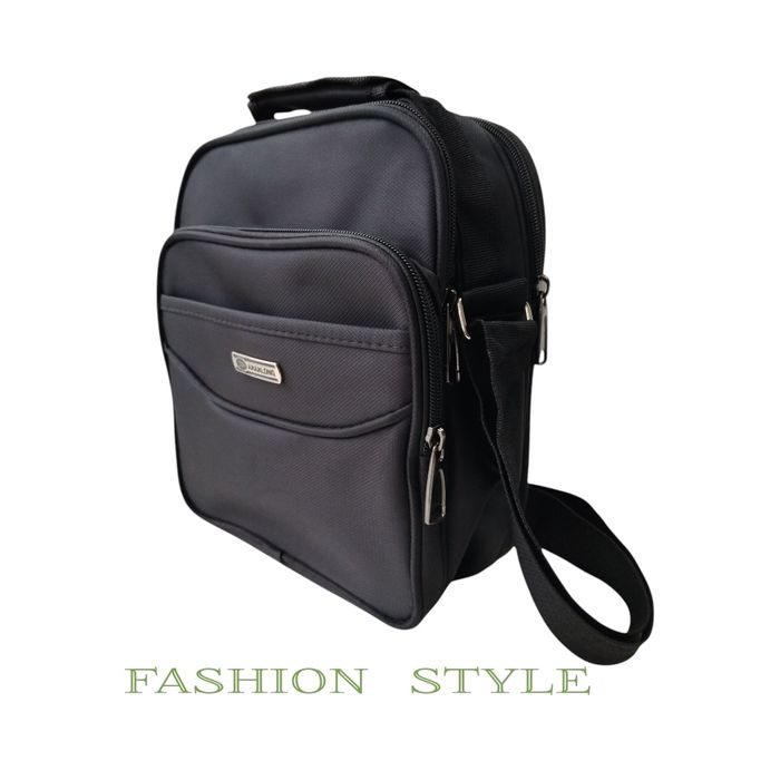 мъжка чанта - черен цвят