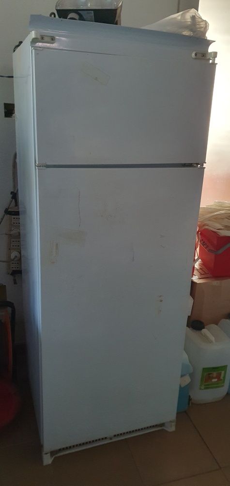 Frigider / ARISTON - 230 L