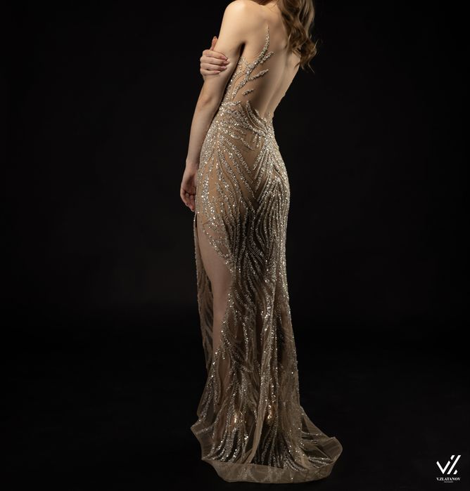 Елегантна бална рокля