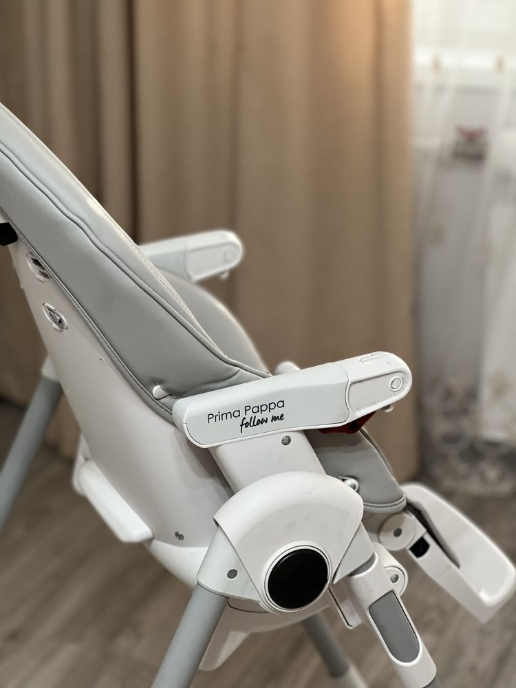 Продам стульчик для кормления Peg-Perego Prima Pappa Follow Me