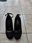 Pantofi cu toc gros