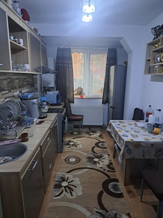 Ofertă ,Apartament  micro4 mobilat.