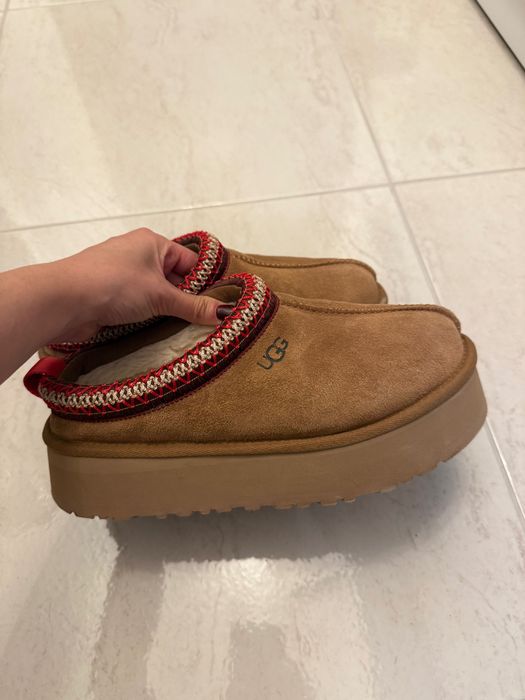 Оригинални Ugg tazz chestnut suede 37 номер