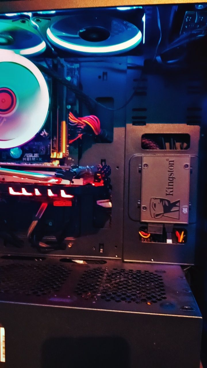 PC gaming se vinde urgent