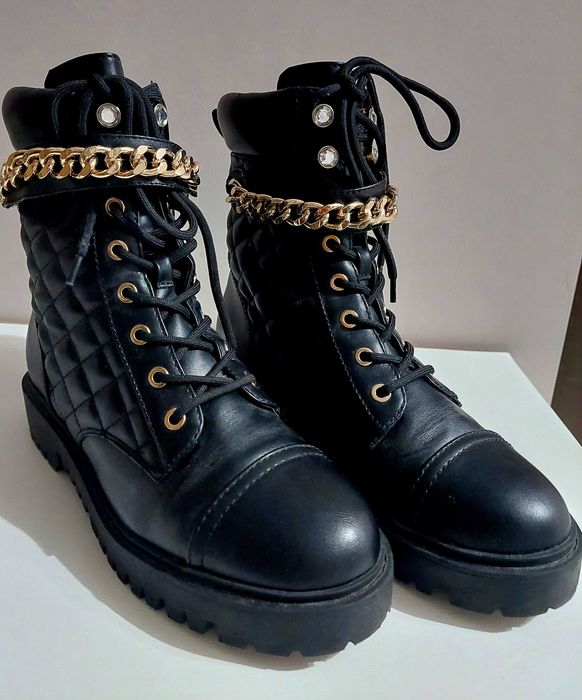 Дамски боти Guess