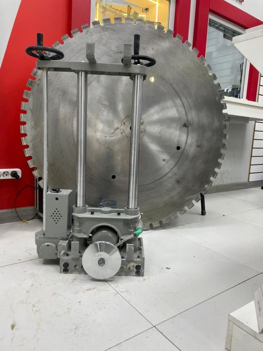 Резчик стен Alteco WC6712