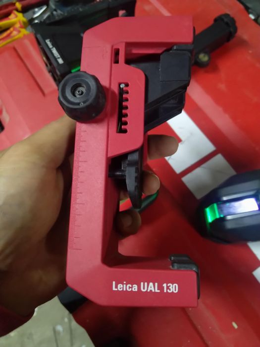 Лазерен нивелир LEICA LINO L2P5G-1 линейно - точков