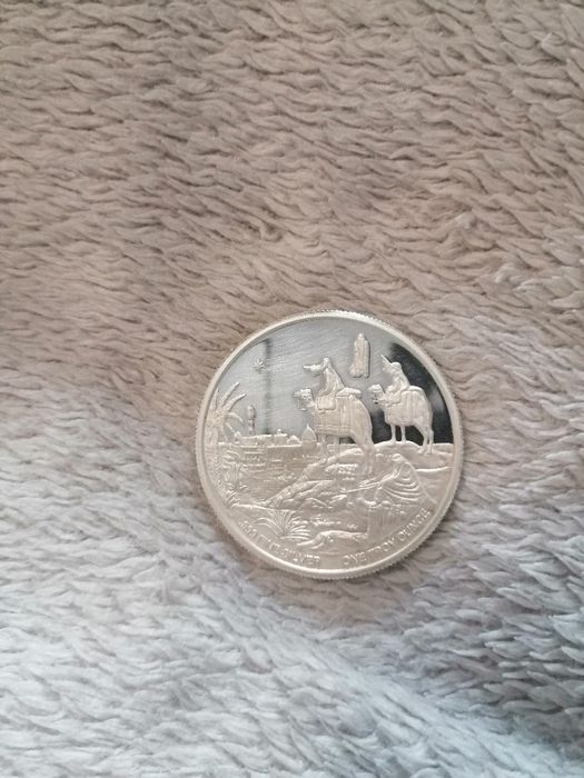 Сребърна монета на Майка Тереза
