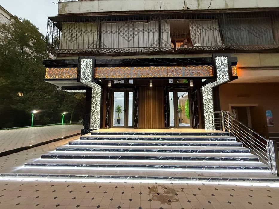 Аренда под Офис Ориентир Ойбек  100м2+400м2 терасса 4000$ торг