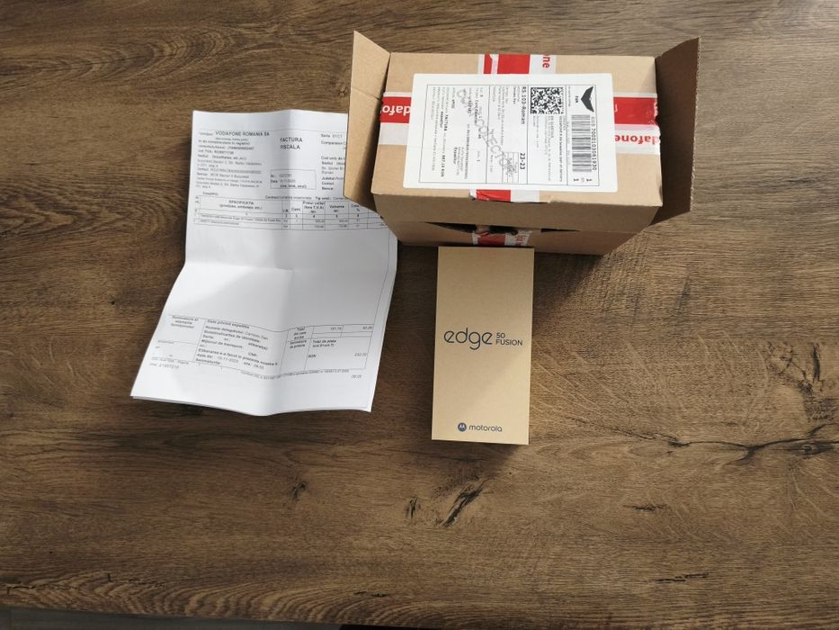 Vând telefon Motorola edge 50 fusion