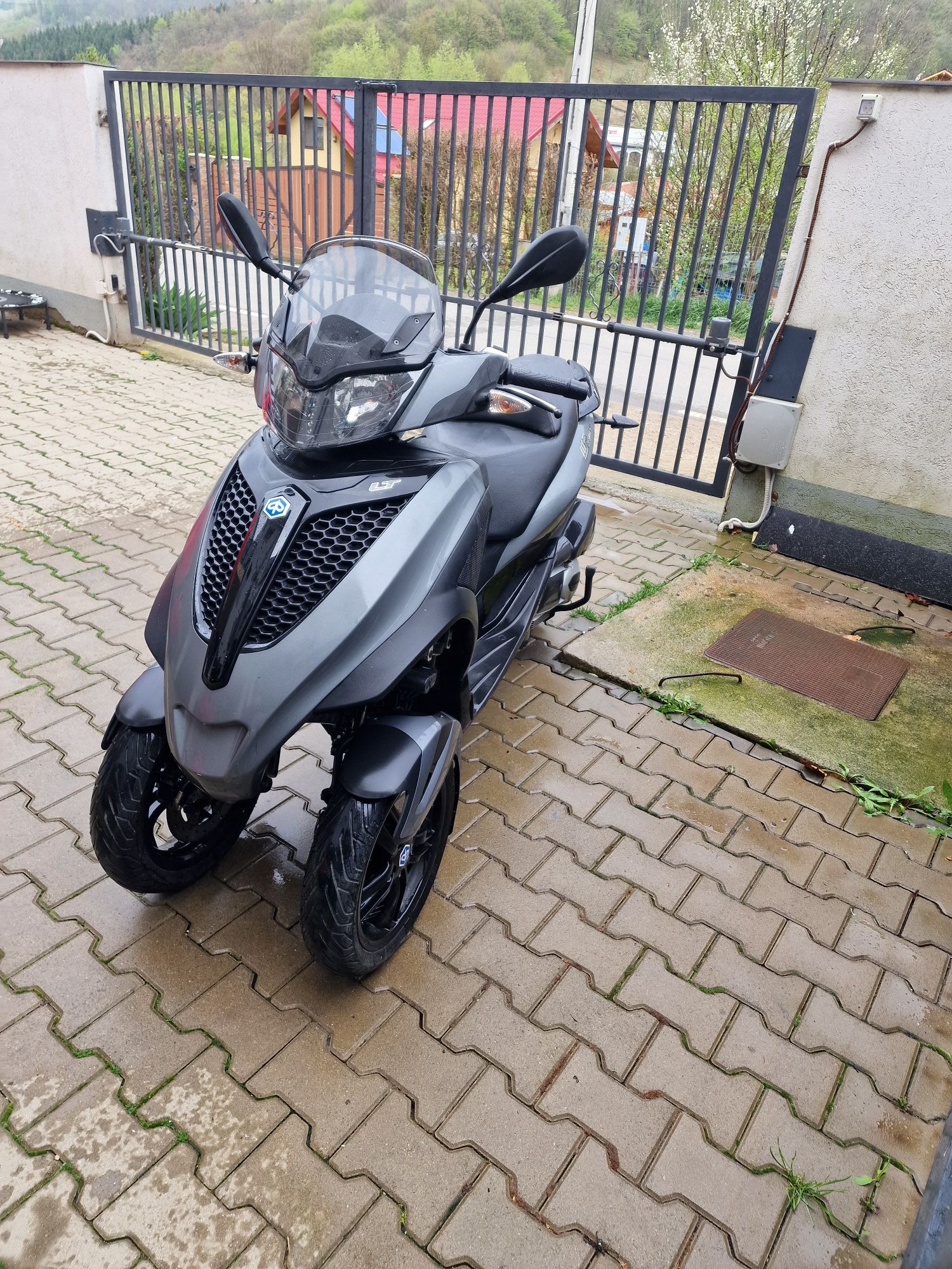 Piaggio MP3 300 L5e