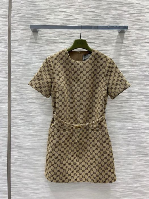 Платье Gucci мини длина