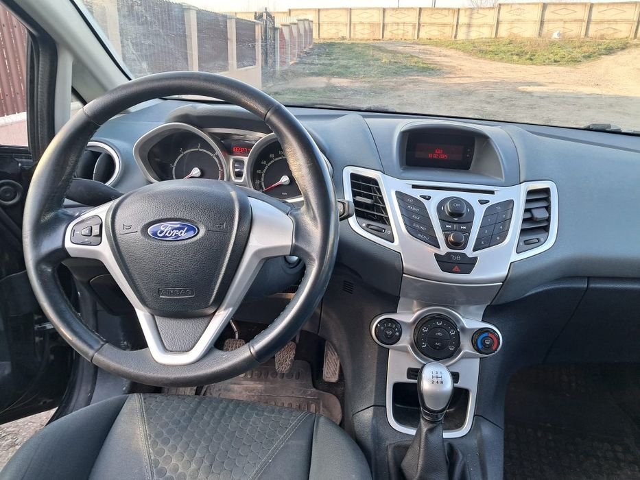 Ford fiesta de vânzare