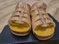 Sandale aurii fetite