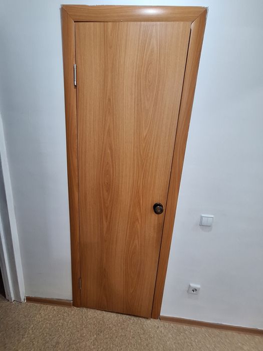 Продам межкомнатные двери