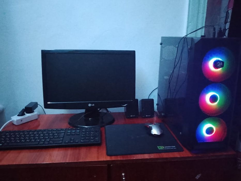 Продам компьютер срочно