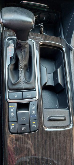 Kia K5 LPI LPG кожа обдухване адаптивни лед светлини