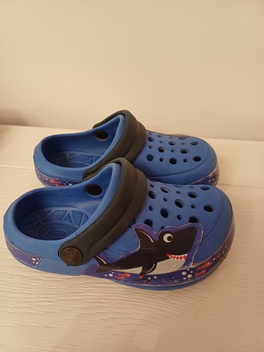 Vand papuci copii marime 25