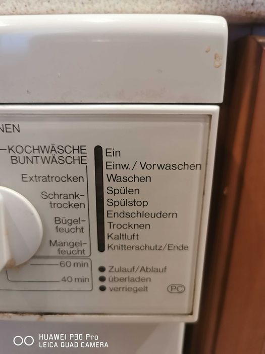 Продавам пералня със сушилня  Miele Novotronic WT945