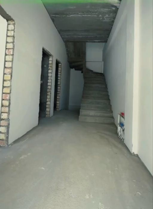 Tanhause stilidagi kotejlar