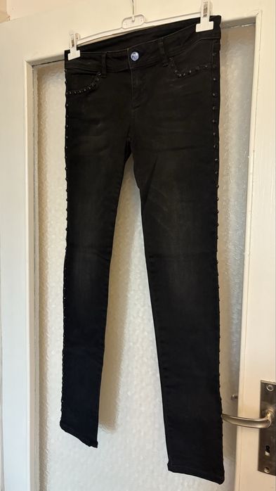 Черни дънки с камъни р-р 29